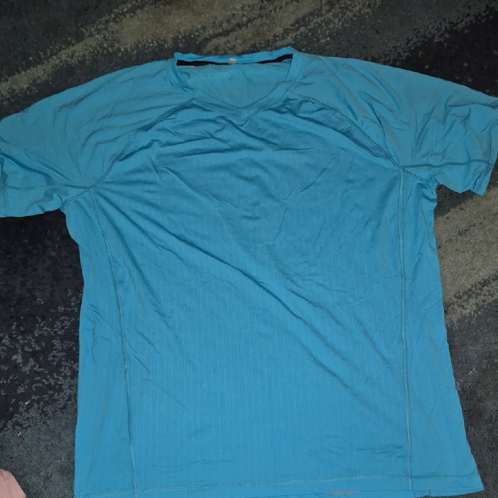lululemon athletica Turquoise Short Sleeve Tee Size XL